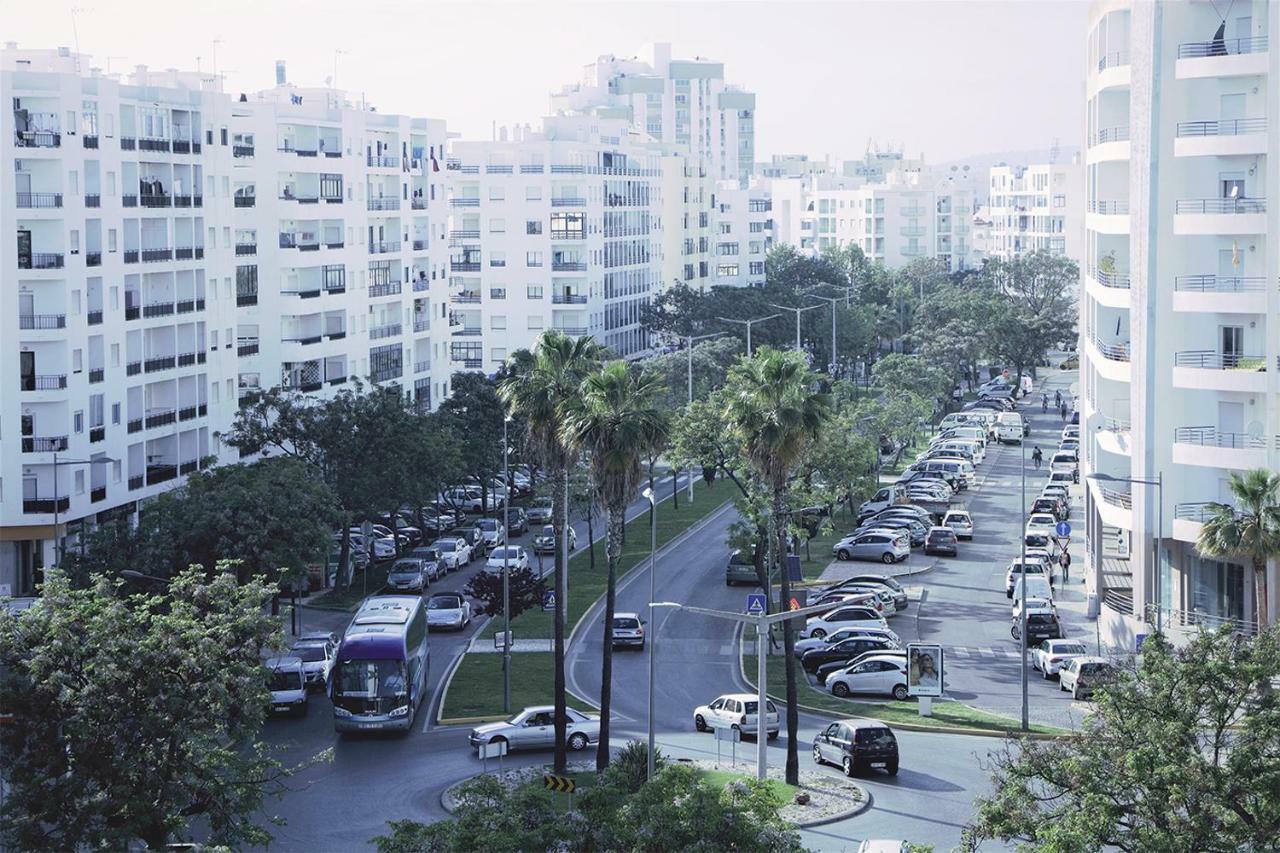 Apartamento T1, 50 Metros Da Praia Apartment Quarteira Luaran gambar